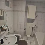 Апартаменты Moderne Helle 75qm Am Salbker Inkl Parkplatz, Balkon *