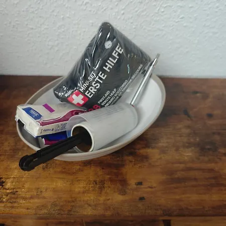 Moderne Helle 75qm Am Salbker Inkl Parkplatz, Balkon 公寓