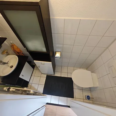Moderne Helle 75qm Am Salbker Inkl Parkplatz, Balkon Apartment *