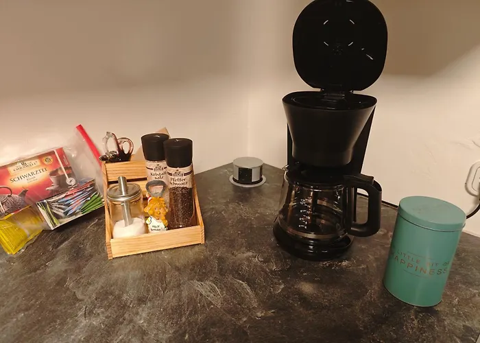 Moderne Helle 75qm Am Salbker Inkl Parkplatz, Balkon Apartmán Magdeburk