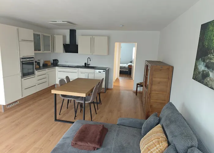 公寓 Moderne Helle 75qm Am Salbker Inkl Parkplatz, Balkon 马格德堡