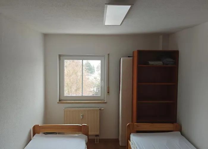 Moderne Helle 75qm Am Salbker Inkl Parkplatz, Balkon